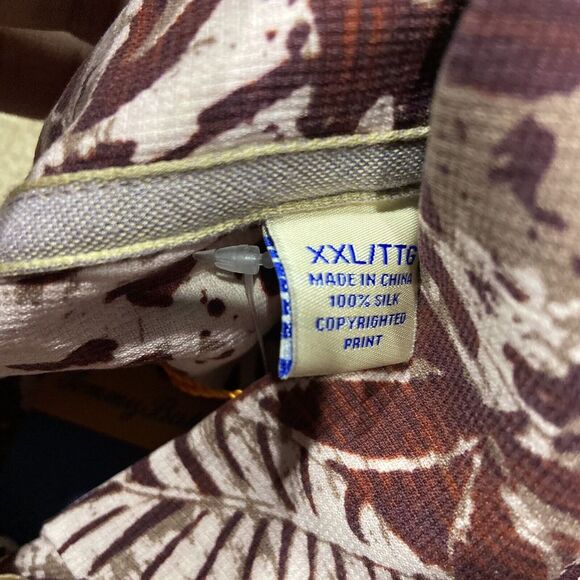 Tommy Bahama short sleeve shirt Mens XXL Tropical leaf Button Up 100% Silk USC - Picture 4 of 6